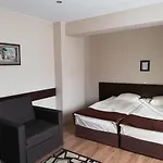 Hotel Heat Complex Family