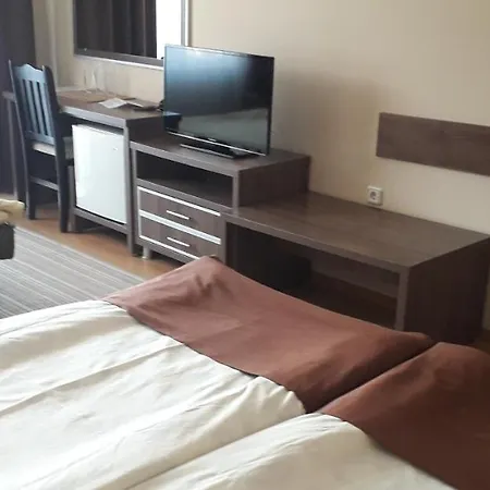 Heat Complex Family 3*